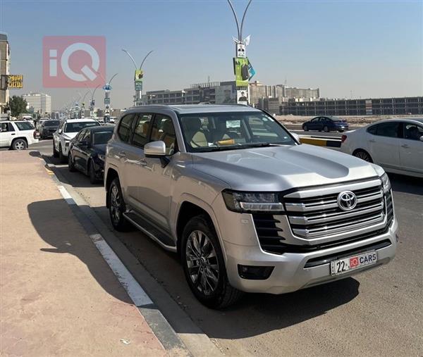 تويوتا لاندكروزر 2022 للبيع في العراق - البصرة